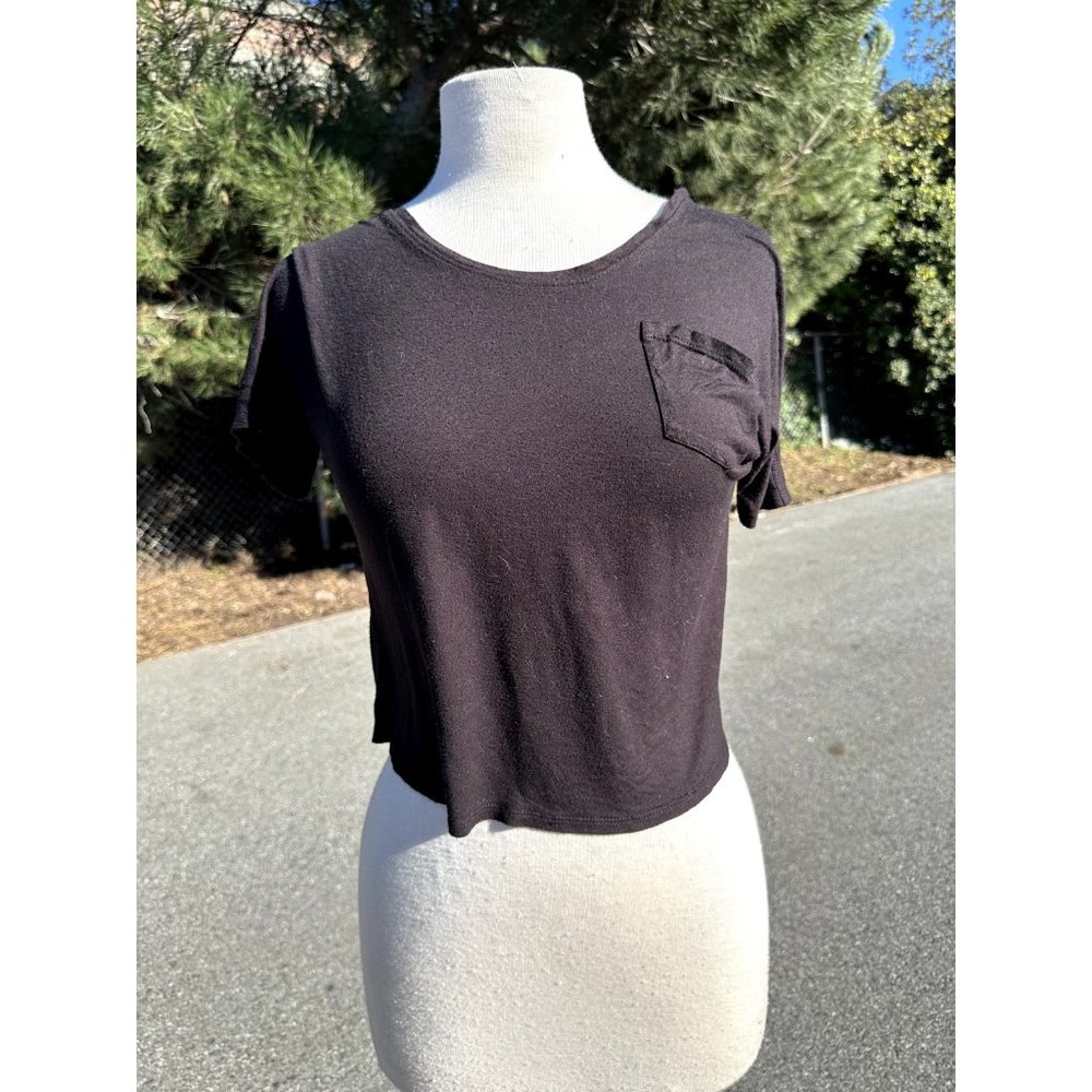 Everlane Shirt Extra Small Black Cropped Rayon Pocket Tee US Short Sleeve Womens